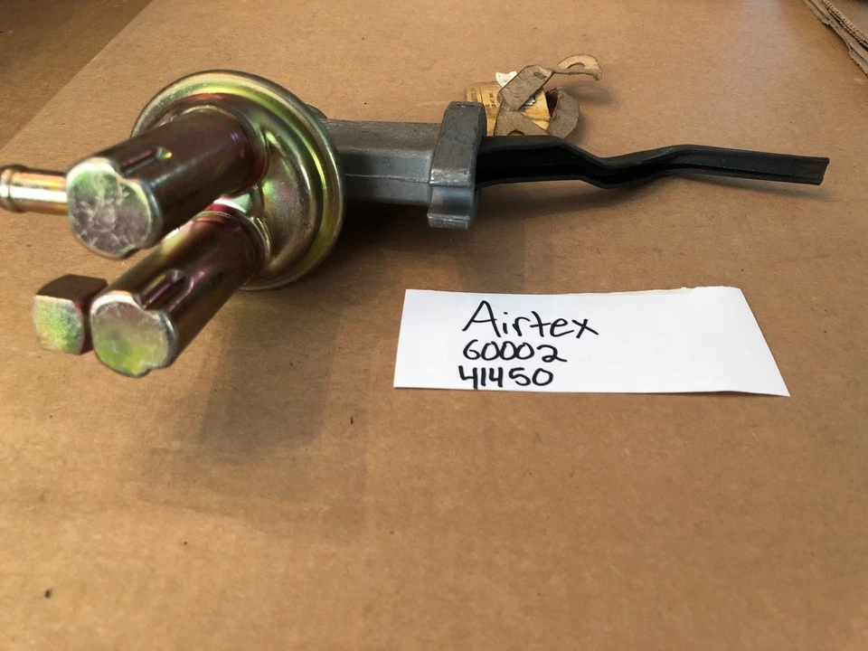 Nueva bomba de combustible vintage Airtex 41450 para todas las camionetas Ford 1979 8 cilindros 351M 400 eng Foto 3 de 4