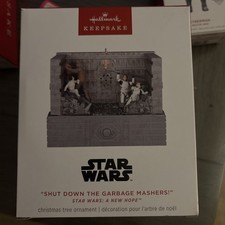 2024 Hallmark Star Wars Shut Down Garbage Mashers Ornament IOB QXI7441 SIGNED