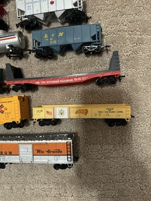 Ancien LOT TRAINS WAGONS HO TYCO Rio Grande avec boites