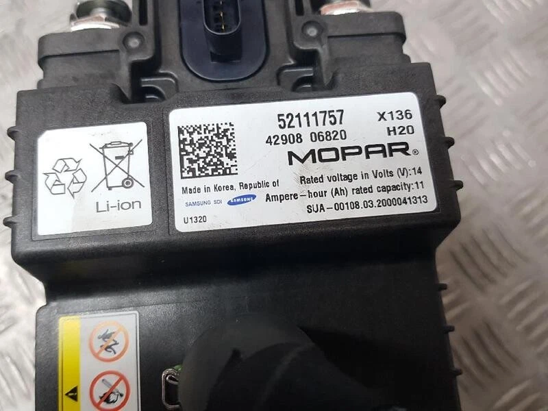 52111757 batteria per FIAT 500 C (312 ) 1.0 MILD HYBRID (312.AYD1B) 2009 5143268 Foto 4 de 4