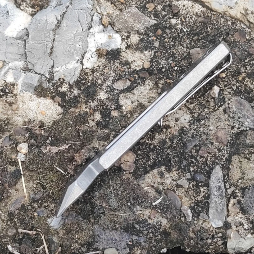 HotEDC Aleación de Titanio Palanca Bolsillo Profundo Palanca Abridor de Botellas Caja Abierta Cortador Foto 3 de 4