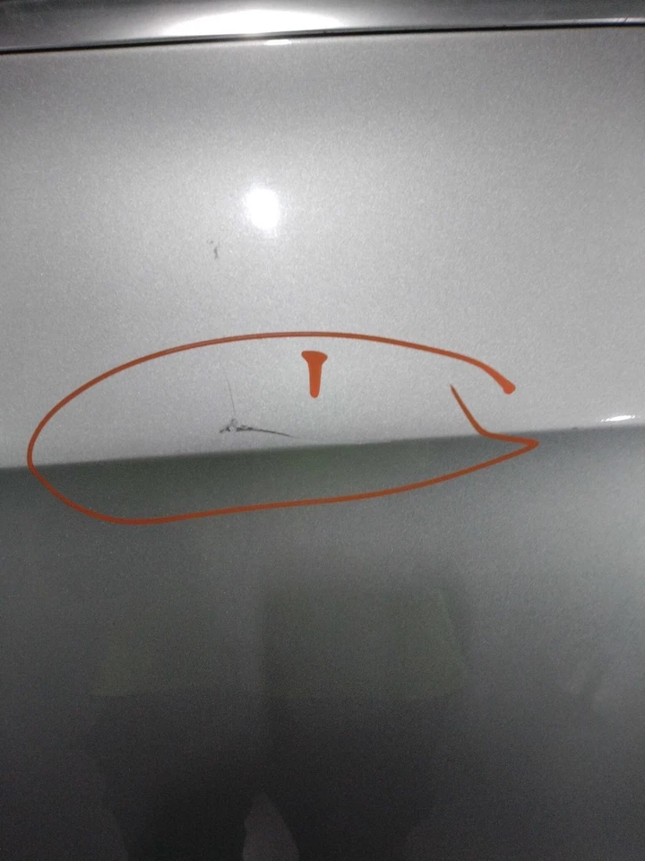 2011 Volkswagen CC Left Front Door Silver OEM Used 4DR SLV Scratches 138K - Imagem 4 de 4