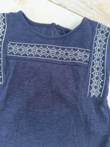 Old Navy Toddler Girls Blue Tribal Print Keyhole Back Short Sleeve Top Size 2T - Picture 2 of 5