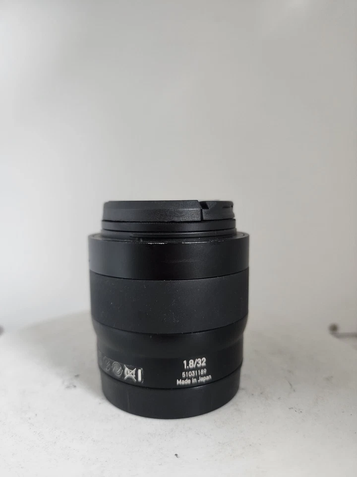 ZEISS Touit 32mm f/1.8 Aspherical AF MF Lens For Sony E mount - Image 4 of 4