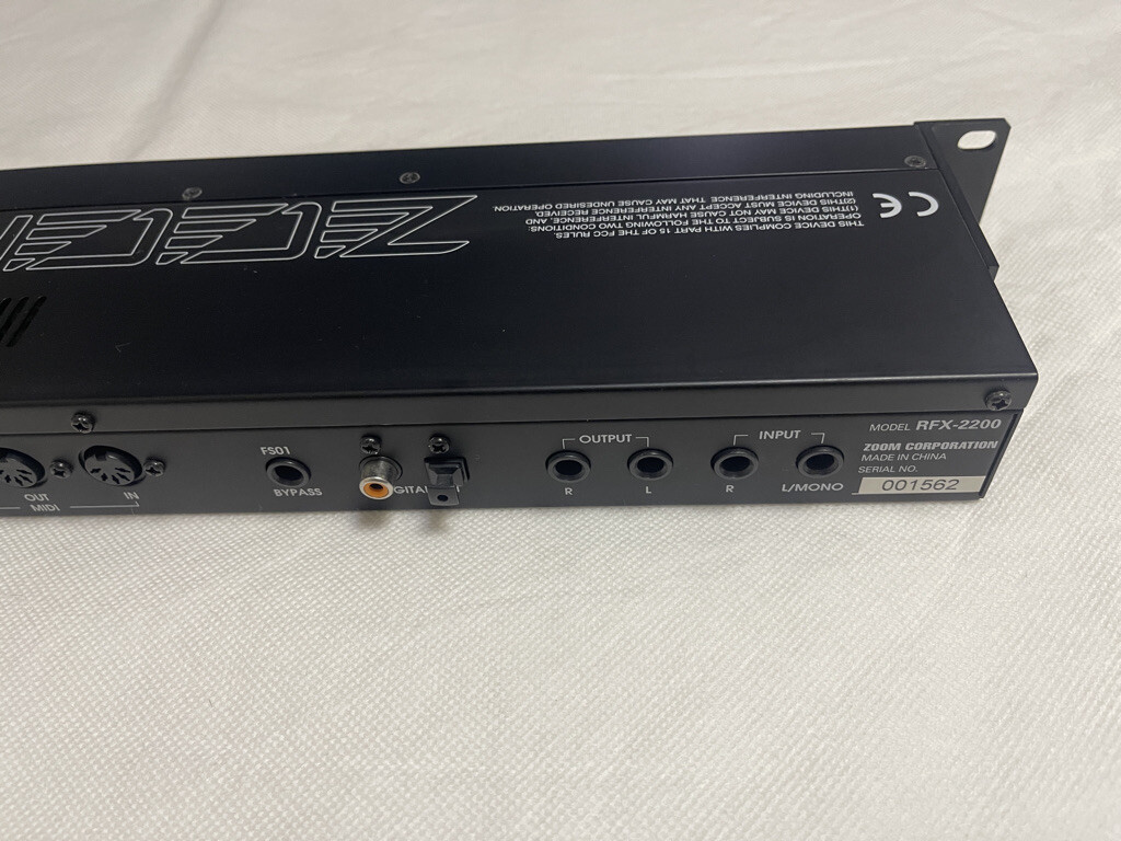 s-l1200.jpg s-l1200.jpg