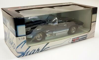 UT Models 1/18 Scale - Chevrolet Corvette Mako Shark ZL-1 Blue