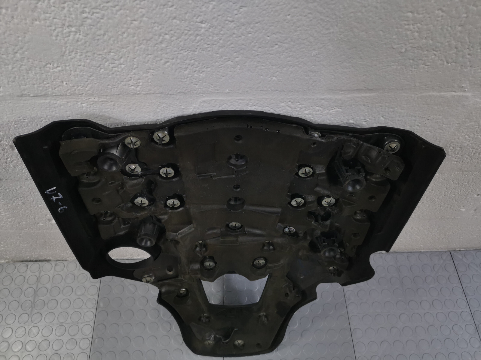 Maserati Ghibli 2014-2017 Engine cover