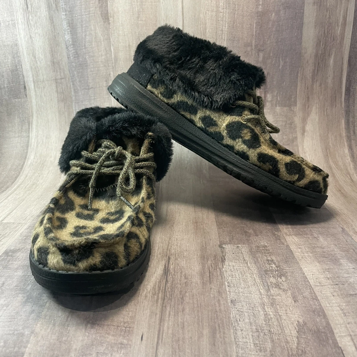 Hey Dude Women's Britt Leopard Fur Shoes US 6 Slip On Slippers Chukka Boots