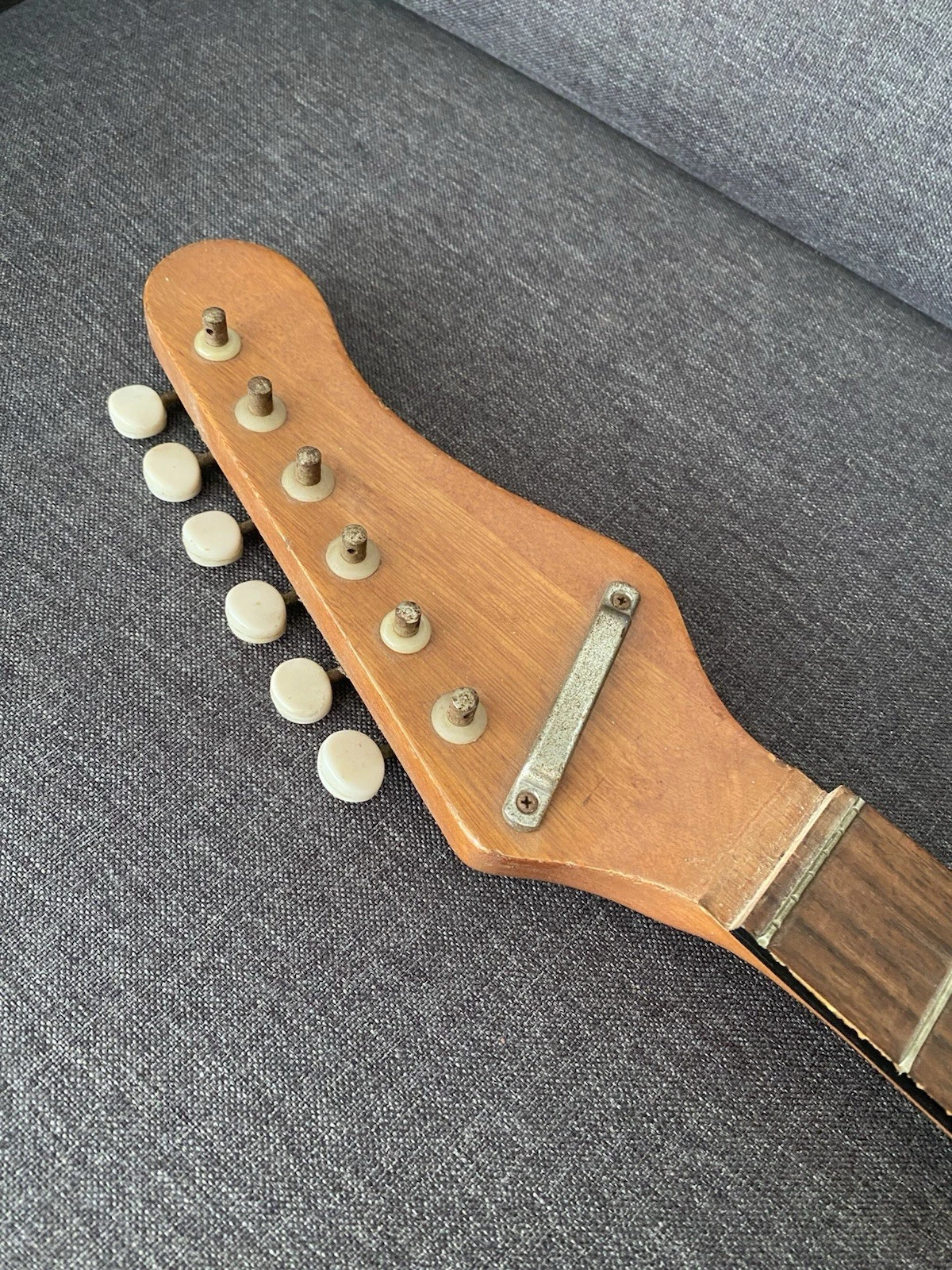 Picture 4 of 12