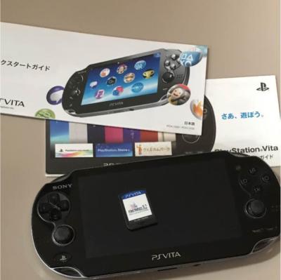 PlayStation Vita - PS Vita 1000 ブラック 本体 充電器 PCH-1001 海外製 PlayStation Vita - PS Vita 1000 ブラック 本体 充電器 PCH