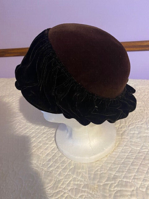 Vintage Mr John Jr Women's Velvet Hat - image 2