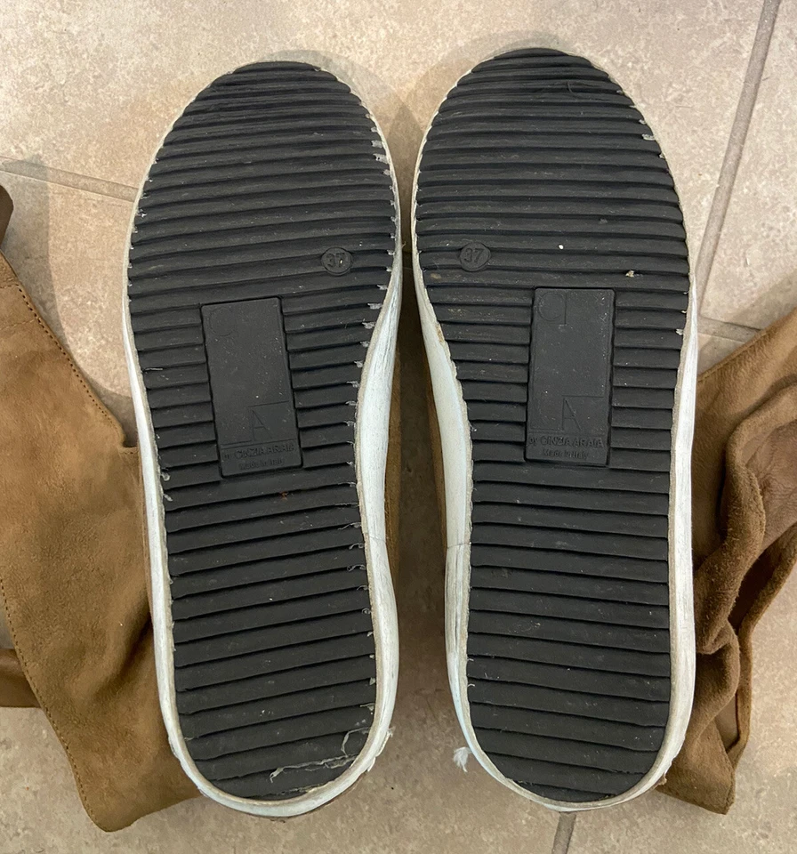 Zapatillas deportivas Cinzia Araia de cuero envolvente oreja de conejo talla 37 Foto 4 de 4