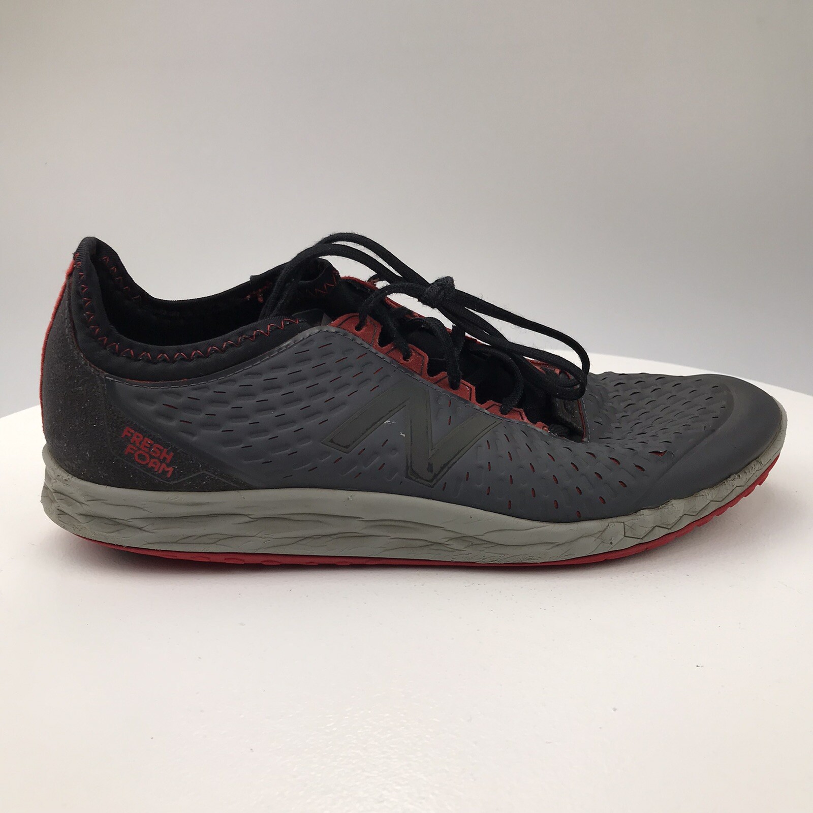 Mens 11 New Balance Fresh Foam VAADU TR 
