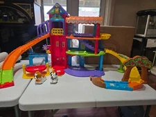 RARE  Vtech Go! Go! Smart Animals Happy Paws Playland with Two Dogs Pets-READ!