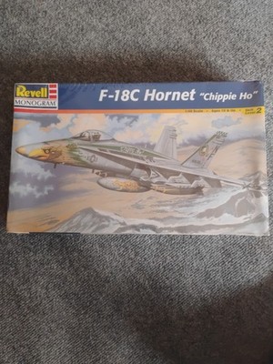 Revell/Monogram, F-18C Hornet ''Chippie Ho'' 1/48 scale, SEALED