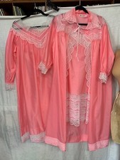 Vintage Women's 4 Piece Italian Pink Lace Lingerie Set