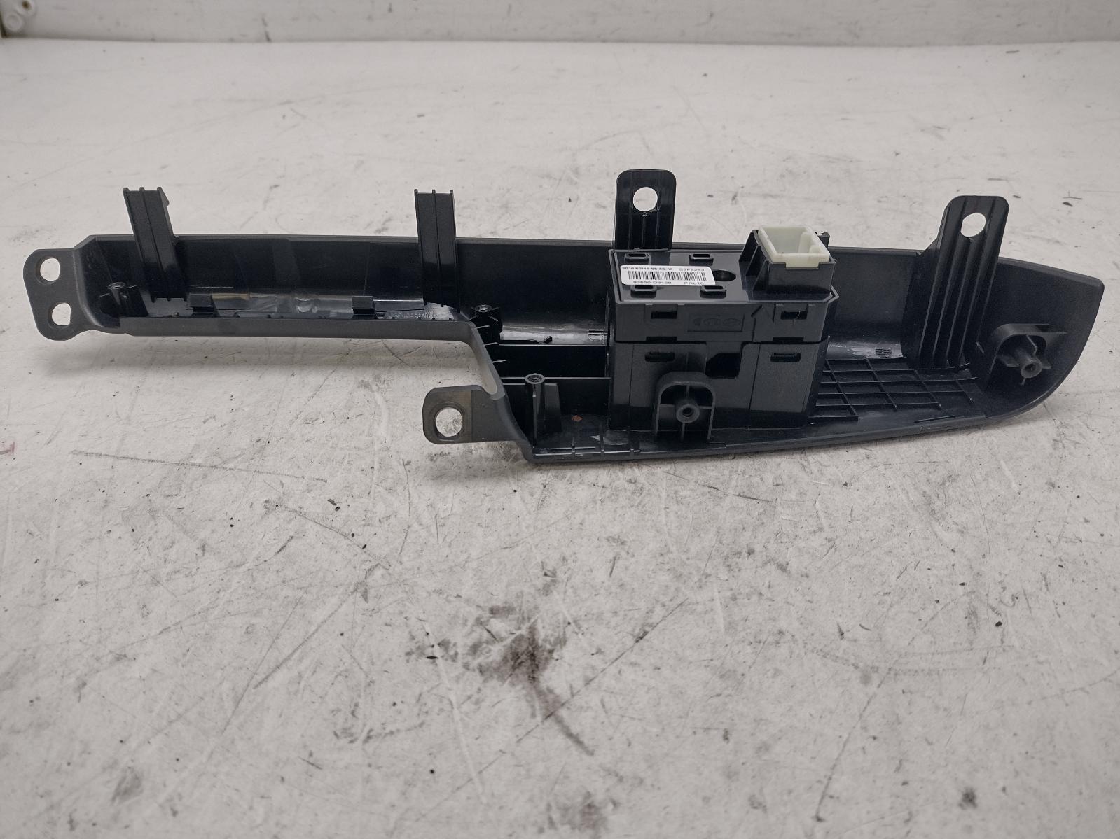 Electric Window Switch KIA SPORTAGE 20162022 (*) Mk4 (QL) Rear Left eBay
