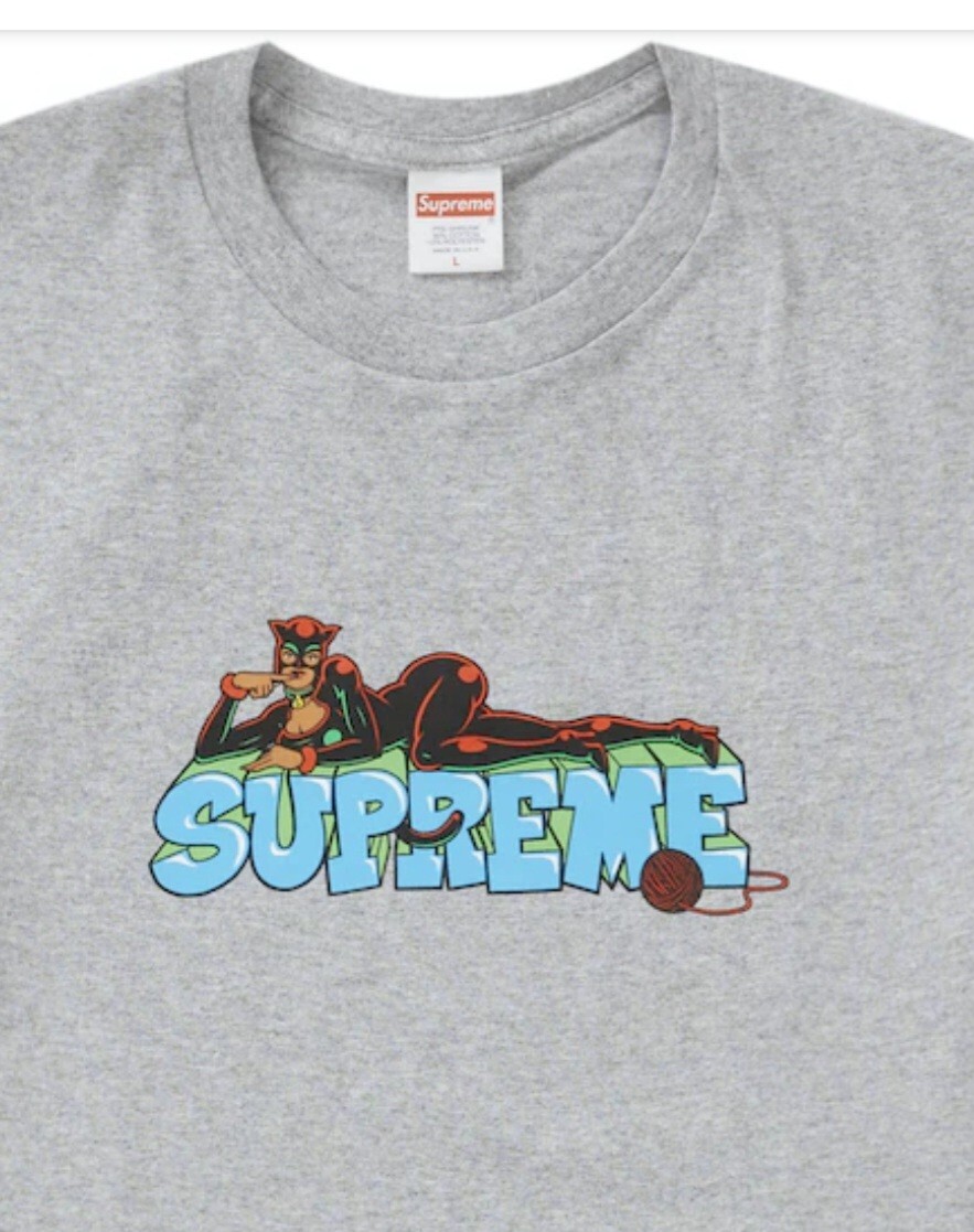 SUPREME CATWOMAN TEE/ HEATHER GREY SIZE XL FW22 Sean Cliver SUPREME CATWOMAN TEE/ HEATHER GREY SIZE XL FW22 Sean Cliver