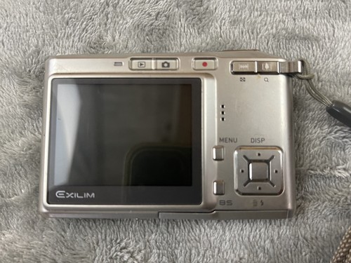 Casio EXILIM EX-S600 6.0MP Digital Camera Silver For PARTS REPAIR Untested !! - Picture 4 of 12