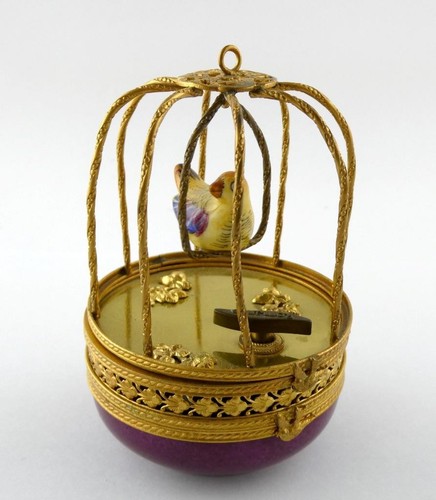 Limoges Frankreich Peint Main handbemalter Vogel im Käfig Spieluhr Schmuckschatulle Romantik - Bild 2 von 18