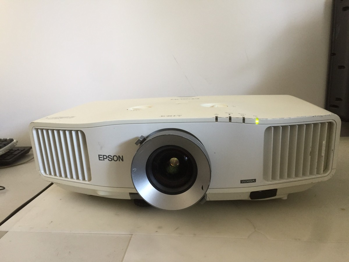 Epson PowerLite Pro G5650W Projector * WXGA - 210 hours | eBay