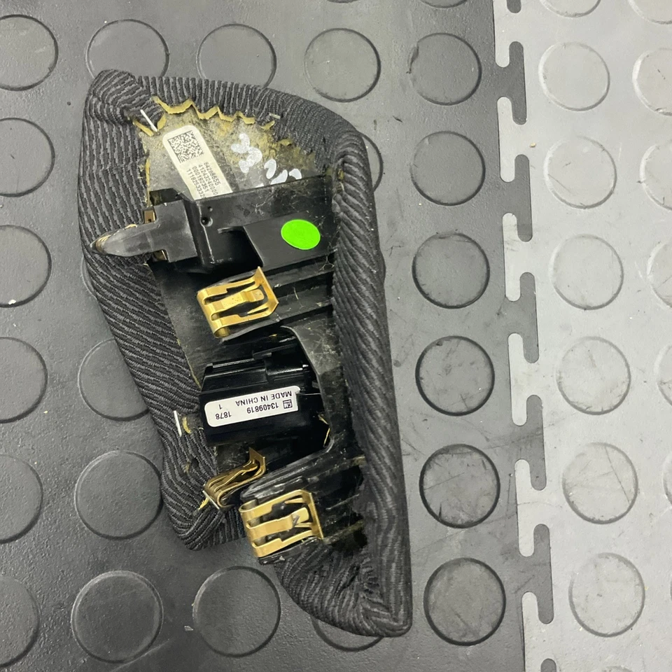 Chevrolet Cruze 2017-2019 1,4 L tablero encendido arranque parada interruptor botón OEM Foto 4 de 4