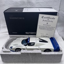 Autoart 1/18 75801 Maserati MC12 Pearl White/Blue Serial# 0026