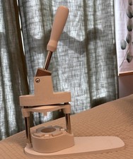 We R Memory Keepers Button Press Machine White   Gently Used