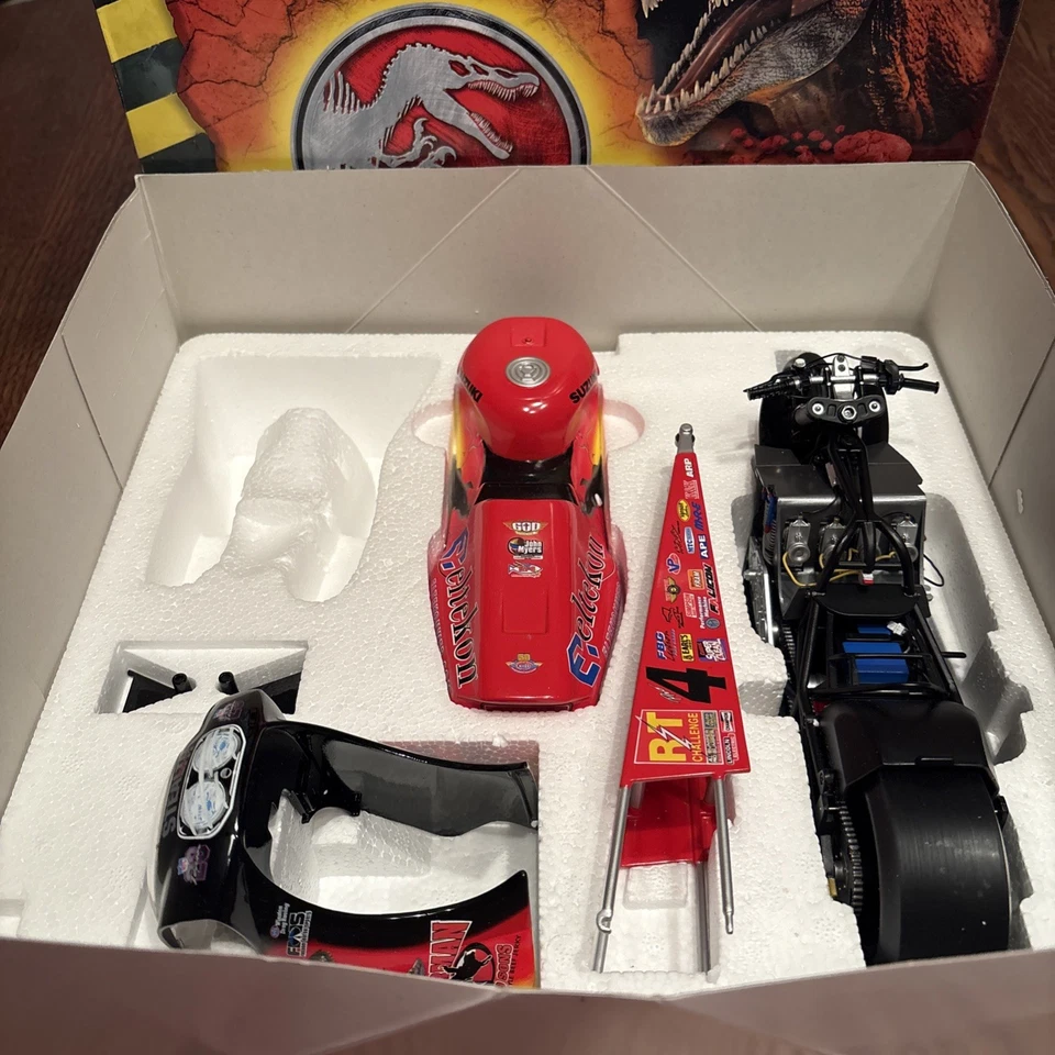 Antron Brown 2001 Jurassic Park III Pro Stock Bike, 1:9 - Image 4 of 4