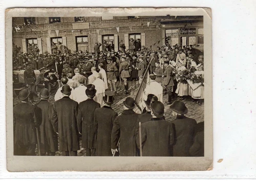 WW1 Photograph of Edward VIII as Prince of Wales somewhere in France (C52424)