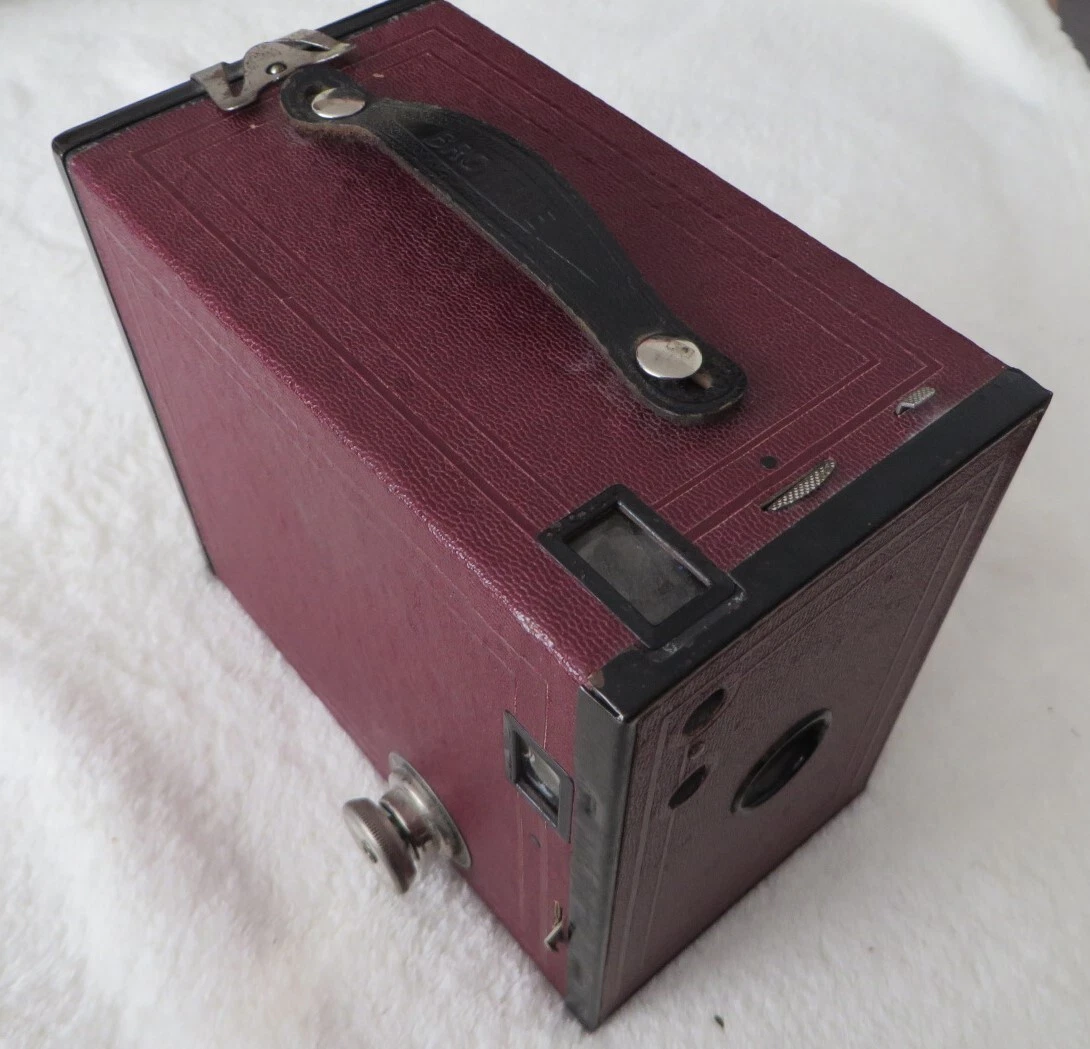 Appareil Photo KODAK BROWNIE N°2 Box – Rouge, Made In Great Britain, Fonctionnel