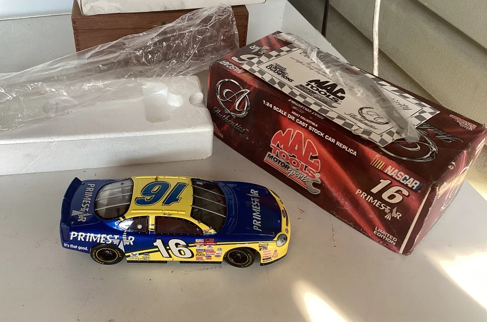 NASCAR #16 Stock Car DieCast Primestar/Kevin Lepage ‘98 Ford Taurus ,Pre Owned - Image 4 of 4
