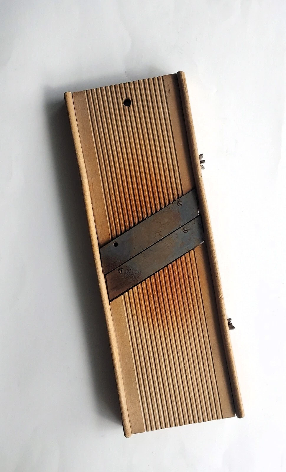 Vintage wooden kraut cabbage cutter slicer board mandolin 2 blade T&D Mfg 17"