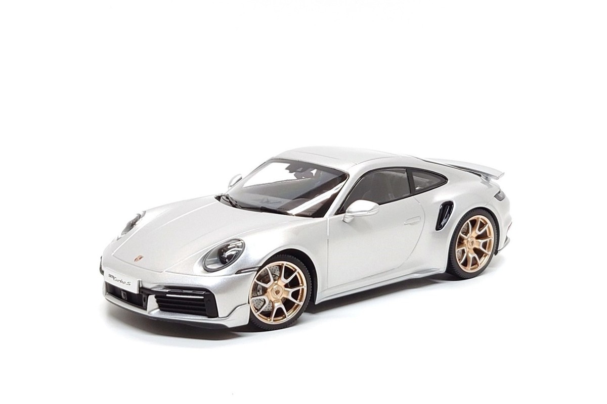 Minichamps 1:18 Porsche 911 Turbo S (992) Sport Design GT Silver
