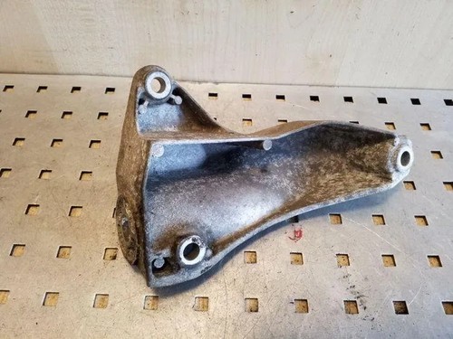 AUDI A8 D2 4D2, 4D8 Getriebehalter 4D0399114J 4.20 Petrol 220kw 1997 26109987