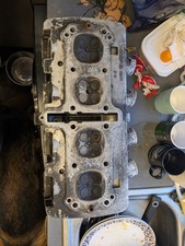 Suzuki Gsx 750et Cylinder Head Complete With Cams ,