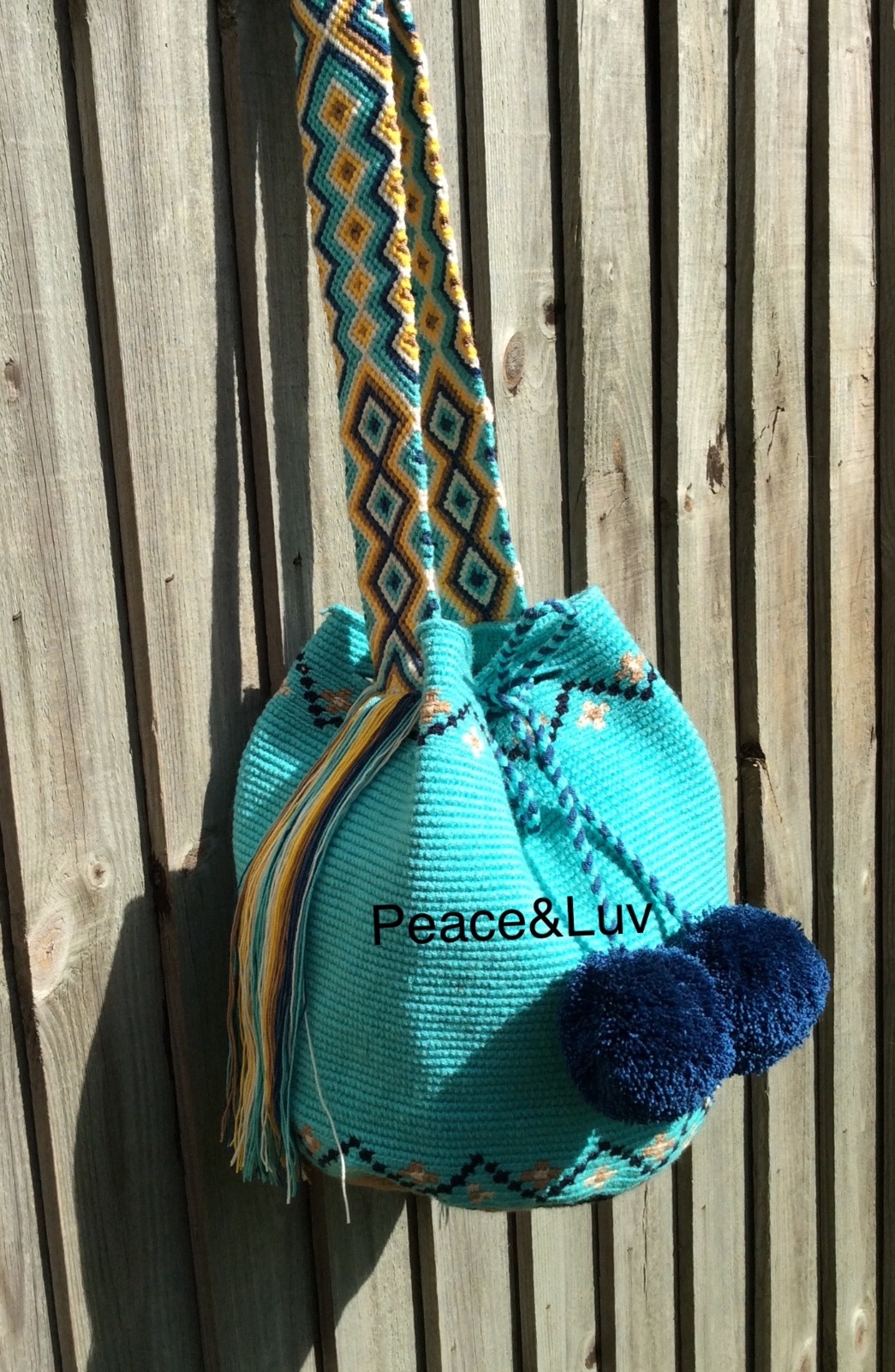 REDUCTIONS!!Authentique Colombian Wayuu  mochila dos hebras rare design! image 4