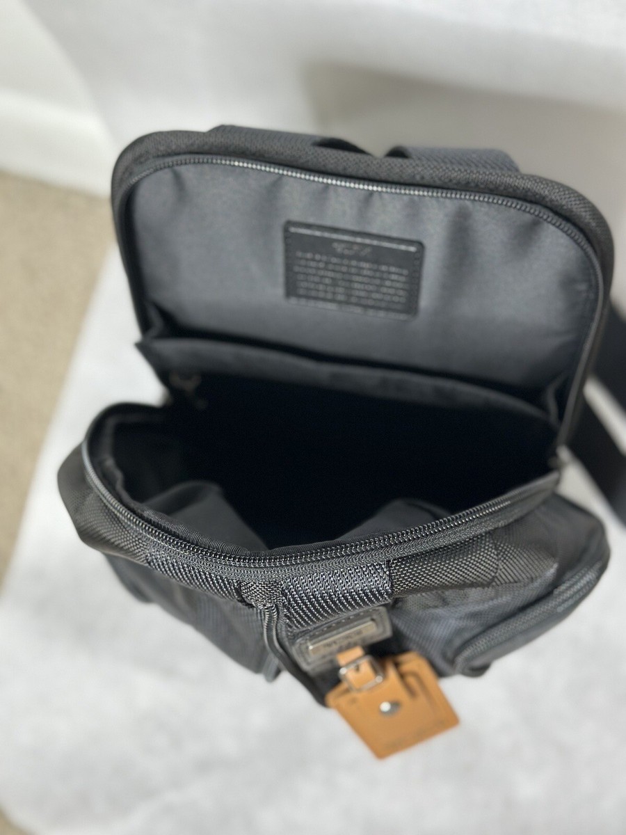 Tumi Higgins Sling Bag Navy | eBay