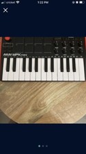 Akai MPK Mini MK3 25 Key Electronic Keyboard - Black/Red/White