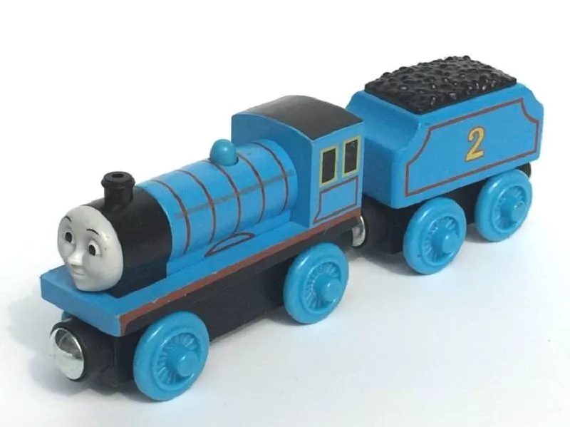 Wooden magnetic thomas store train