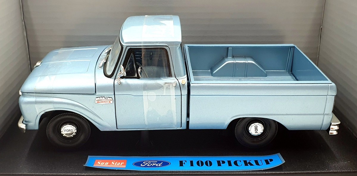 Sun Star 1/18 Scale Diecast 1272 - 1965 Ford F100 Twin Beam - Met