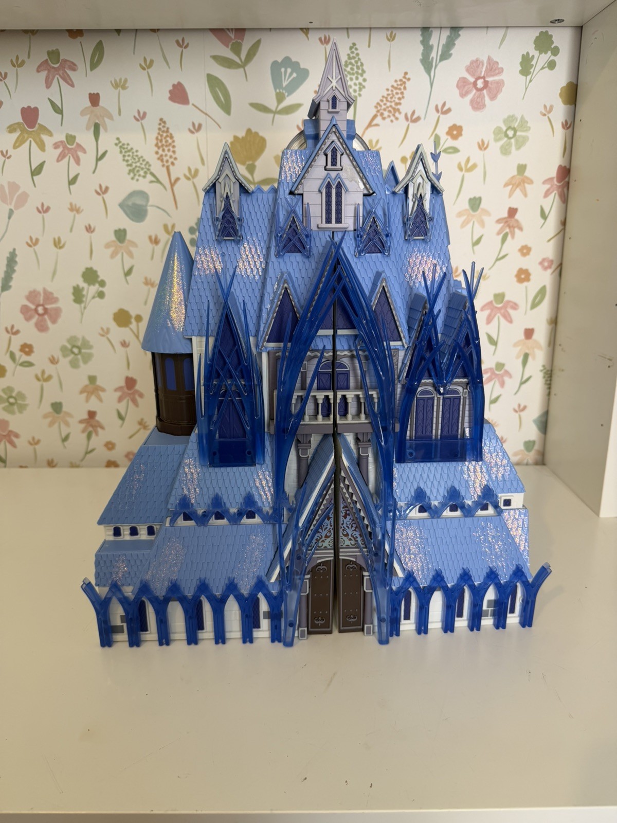 Disney Castillo Arendelle Juego Frozen 2 con Figuras Sonidos Luces