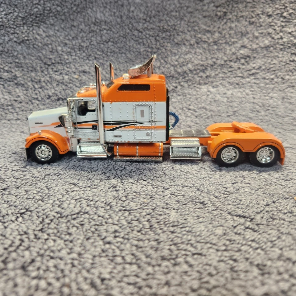 Operador propietario de DCP Kenworth con remolque refrigerado Thermo King Dry Van. Foto 3 de 4