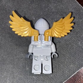 LEGO CREATOR: Statue From Fountain Set (40221)