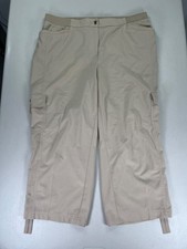 Chico's Zenergy Women's Beige Lightweight Capri Pants - 2/US 12