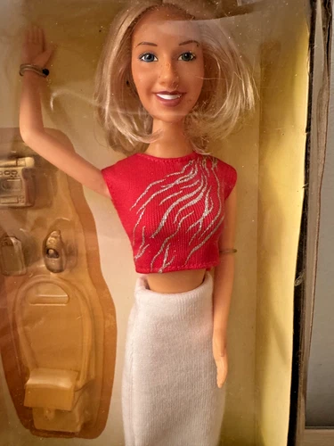 Vtg 2000 Christina Aguilera Y2K Fashion Doll Yaboom Red Top & White Skirt (Read)