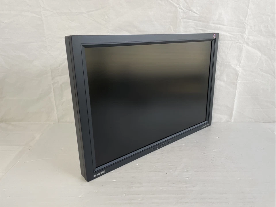 Samsung SyncMaster 243T 24-inch LCD Display - No stand - With Cord / Working - Image 3 of 4