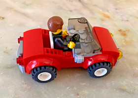 LEGO Juniors 10659 Blue Vehicle Suitcase - 100% Complete with Manual & Suitcase