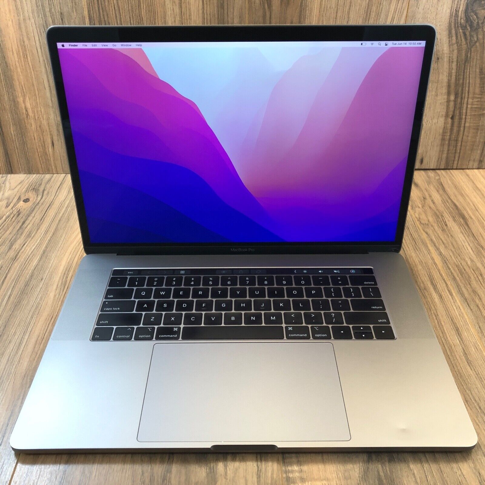 Apple MacBook Gray Touch Bar 512GB SSD 16GB RAM 2.2GHz i7 748926598286 | eBay