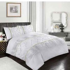 Pleated Eleanor Laced Pintuck Diamond Duvet Quilt Cover Set With Pillowcases New